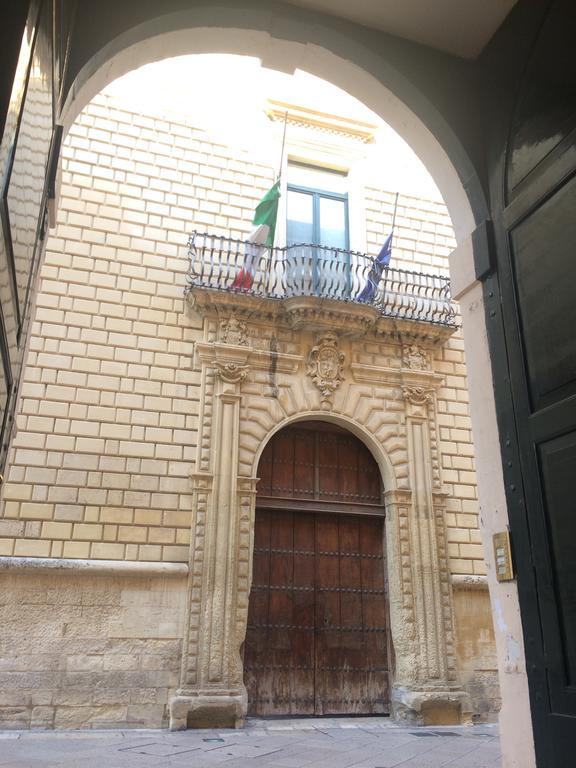 Appartement Scisa De Lu Fusulicchiu à Lecce Extérieur photo
