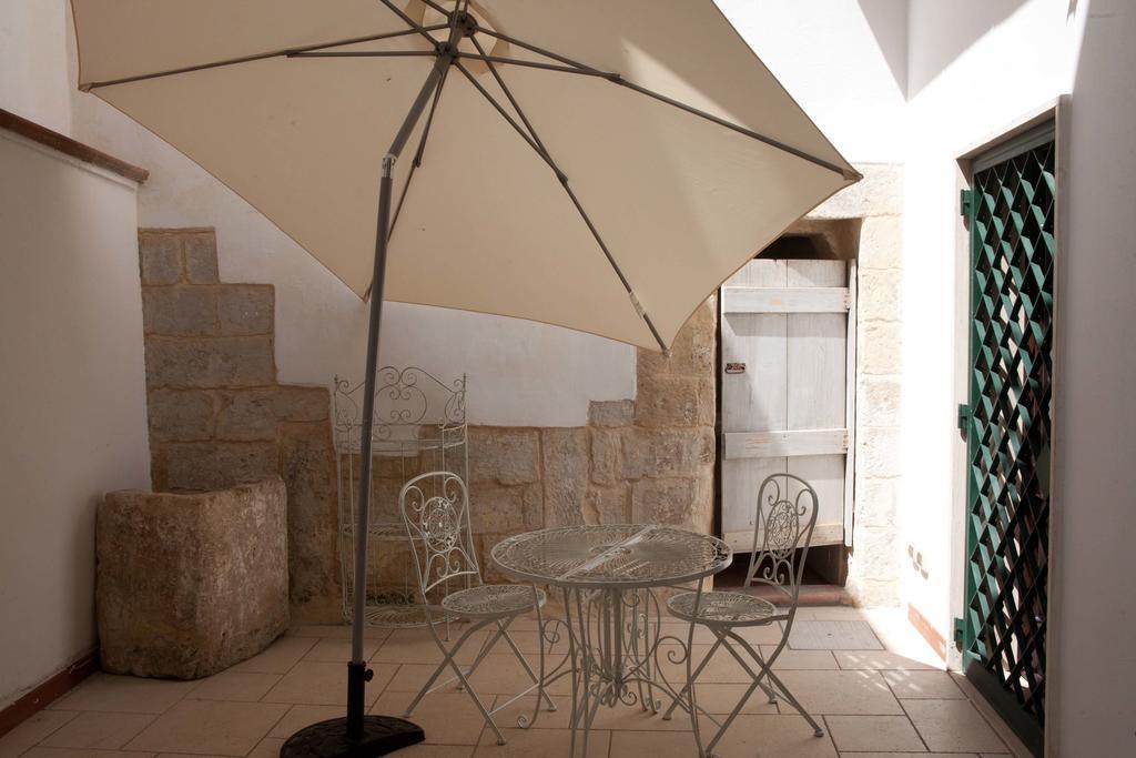 Appartement Scisa De Lu Fusulicchiu à Lecce Extérieur photo